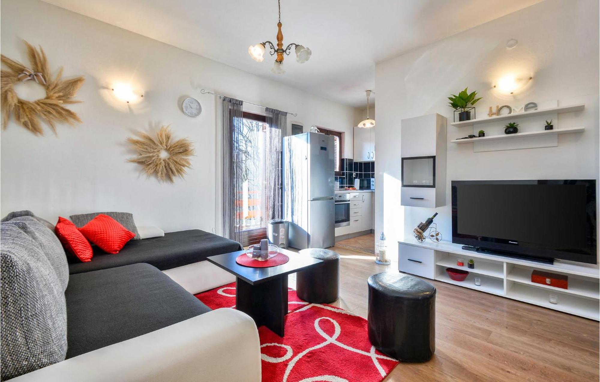 2 Bedroom Gorgeous Home In Gornje Stative Экстерьер фото