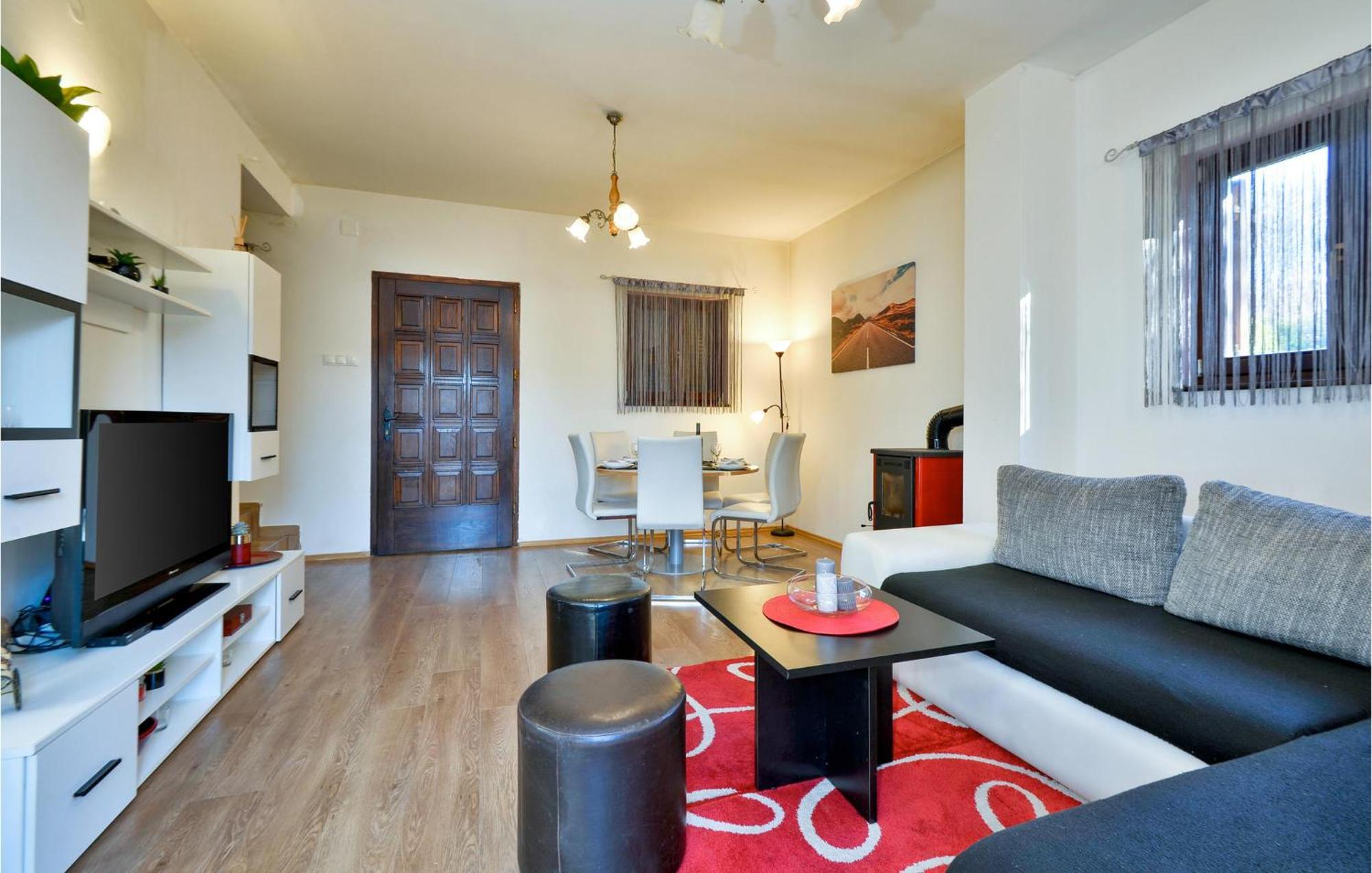 2 Bedroom Gorgeous Home In Gornje Stative Экстерьер фото